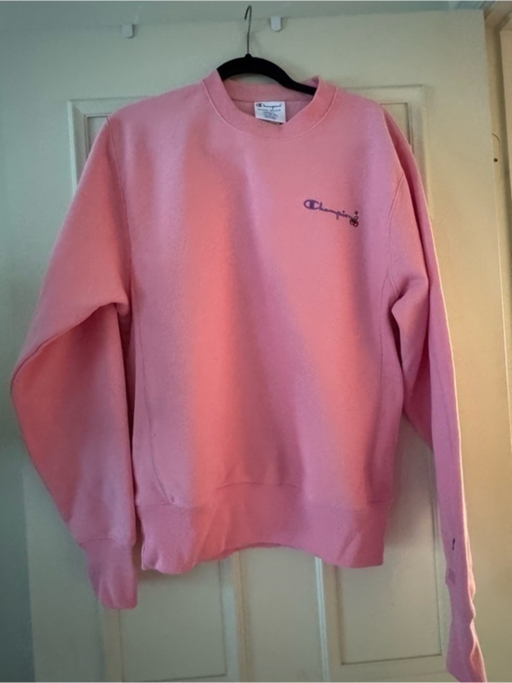 KNC Champion Collection Pink Crewneck Sweatshirt - Women's Size Small